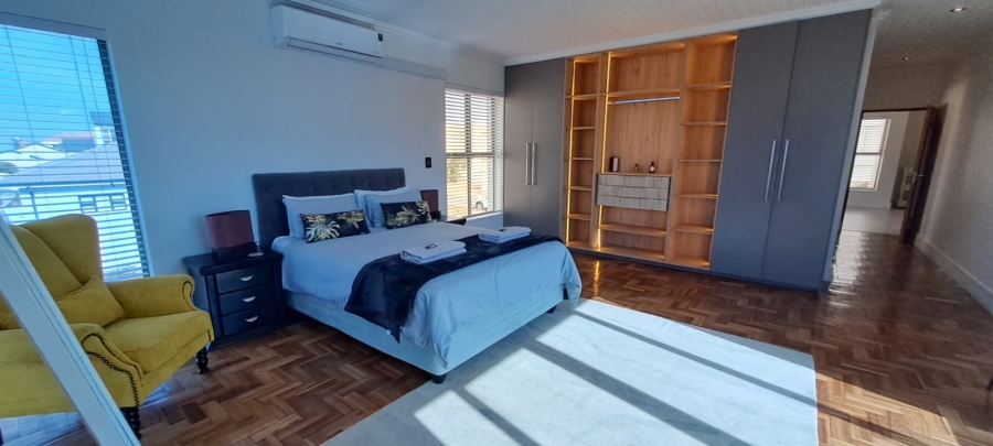 3 Bedroom Property for Sale in Calypso Beach Western Cape